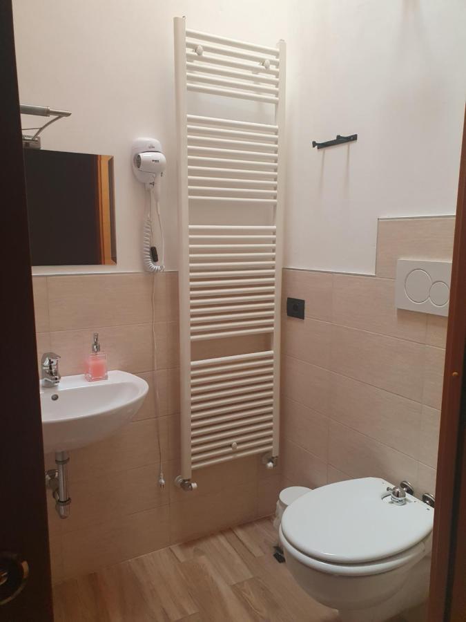 La Tana Del Tasso Rooms&Breakfast Camerata Cornello Экстерьер фото