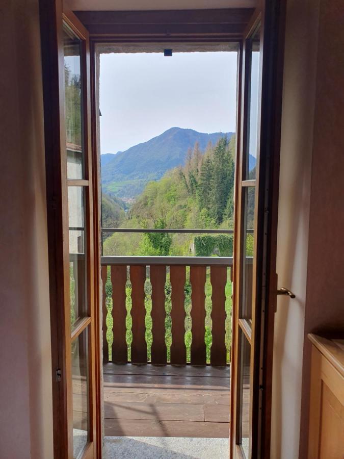 La Tana Del Tasso Rooms&Breakfast Camerata Cornello Экстерьер фото