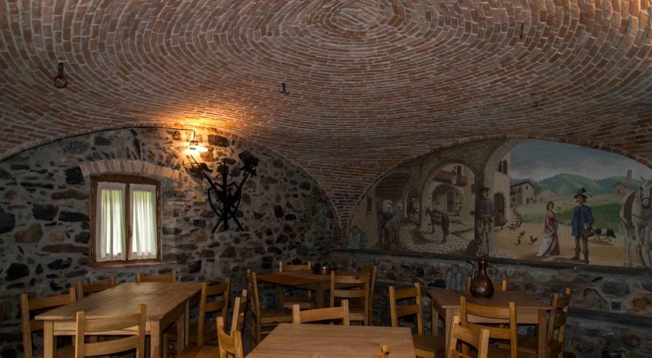 La Tana Del Tasso Rooms&Breakfast Camerata Cornello Экстерьер фото